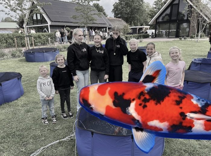 Nico Sellis wint Grand Champion op meer dan gezellige Young Holland Koi Show 2025 Young Holland Koi Show 2025 Interkoi Ameide